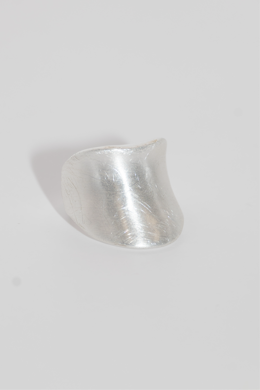 MADIS BRUSHED SILVER RING