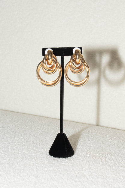 NIA GOLD LOOP STUDS